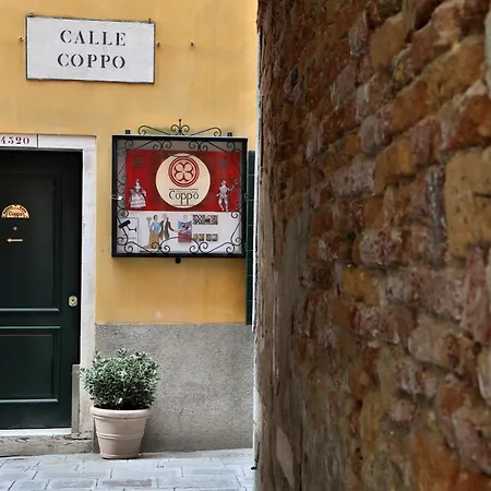 Daplace - Antica Casa Coppo Venice