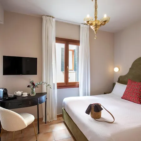 Daplace - Antica Casa Coppo 3* Венеция